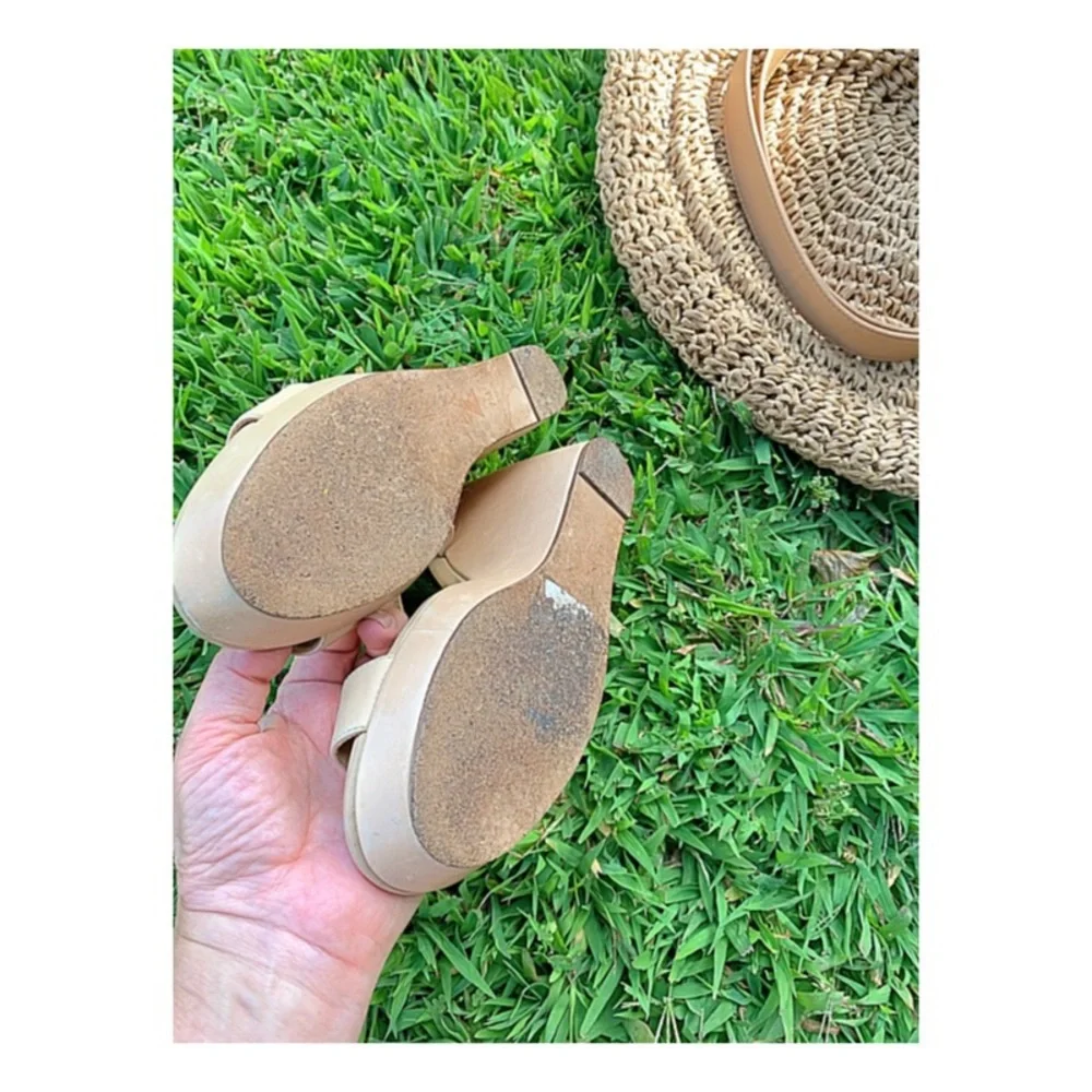 DaniBlack Sandals neutral nude wedge leather sandals Size 7